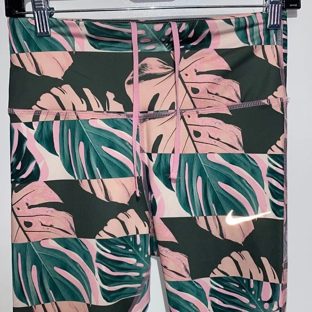 Nike Women's Pink‎ High Waisted Crop Dri Fit Leggings Size Medium
